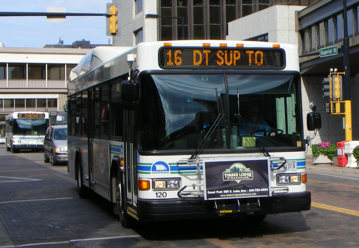 Duluth Gillig Advantage hybrid 120